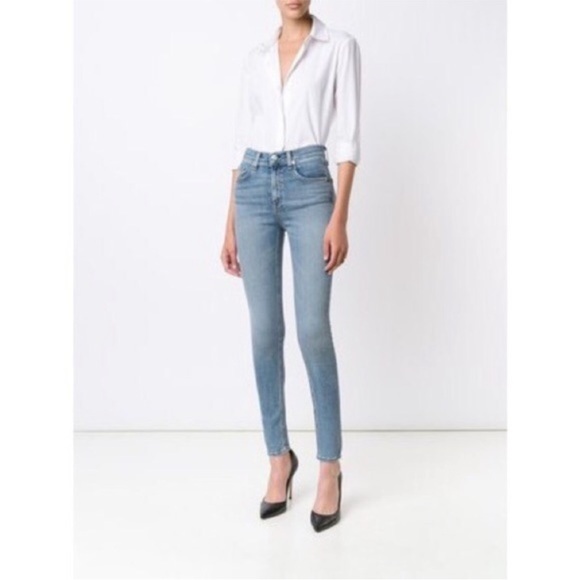 Rag & Bone Dive Skinny Jeans In Freemont
Light Blue Wash - Picture 3 of 11